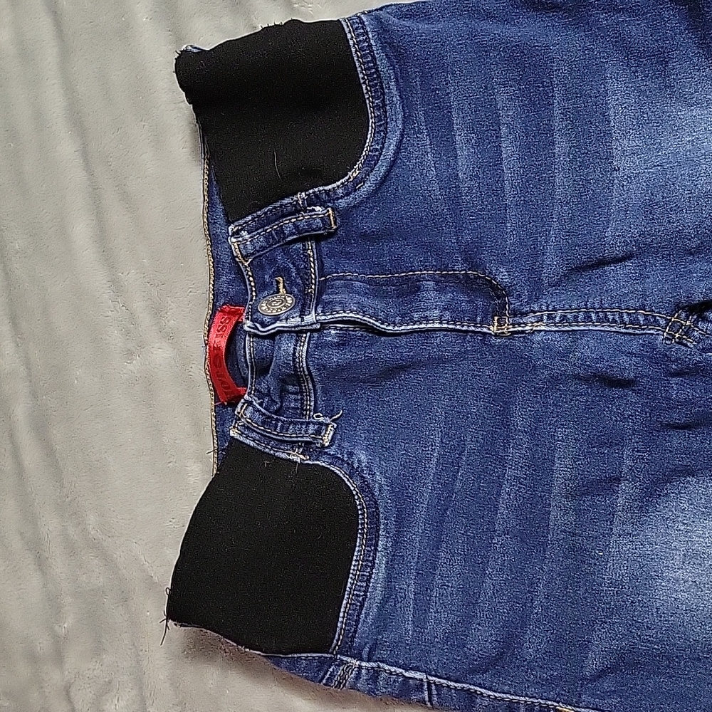 Maternity jeans